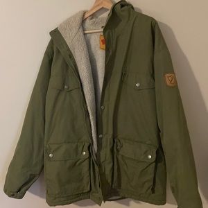 Olive green Fjallraven Greenland Jacket size large